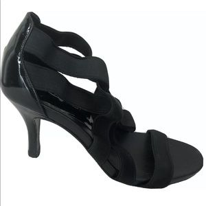 Donald J Pliner Heels Size 6M Black Strappy Armina